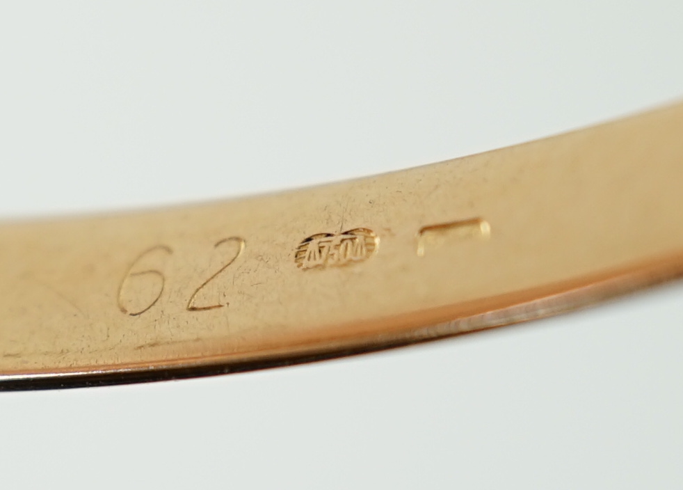 A modern three colour 18ct gold Cartier Russian triple bangle